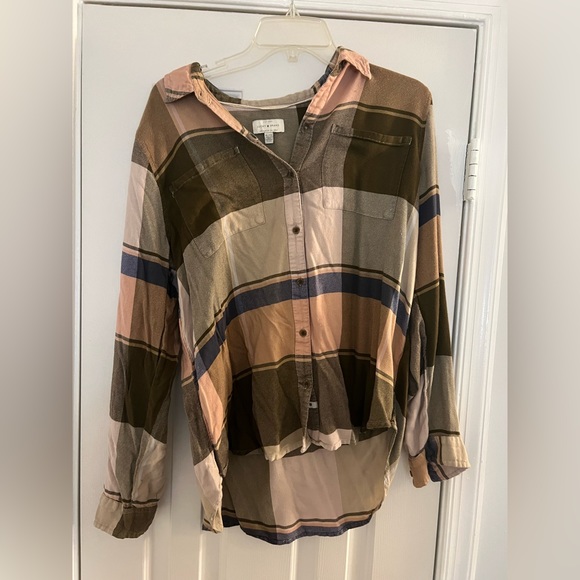 Lucky Brand Women’s Flannel - Picture 1 of 3